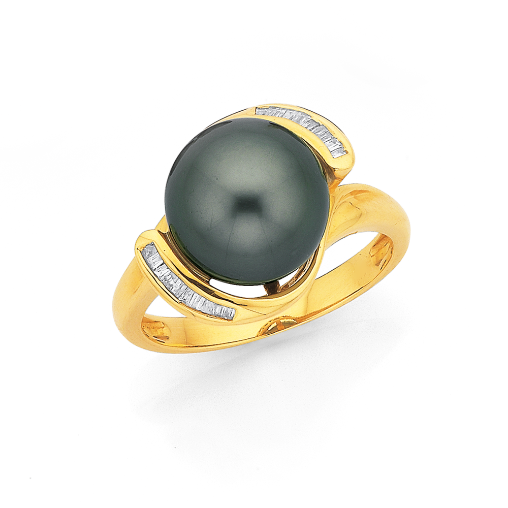 ROUND AKOYA PEARL ENGAGEMENT RING WITH DIAMOND ACCENT