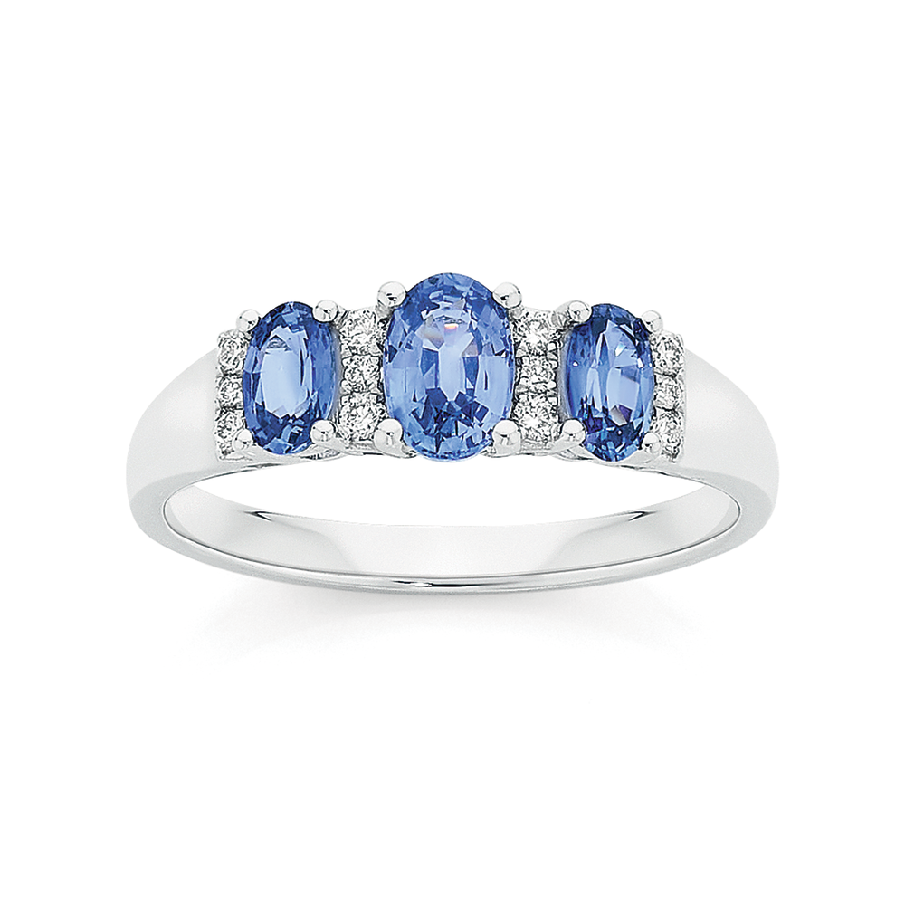 9ct white gold sapphire fashion ring