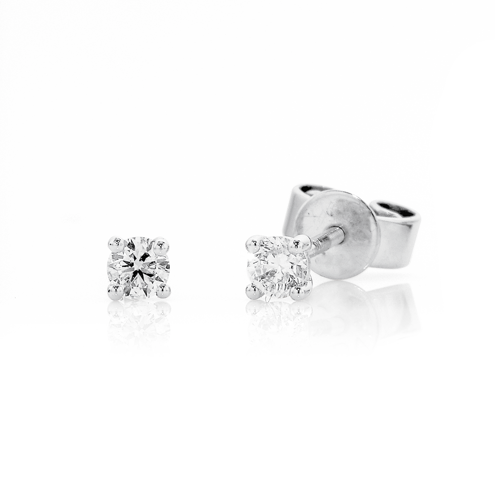 9ct white store gold studs