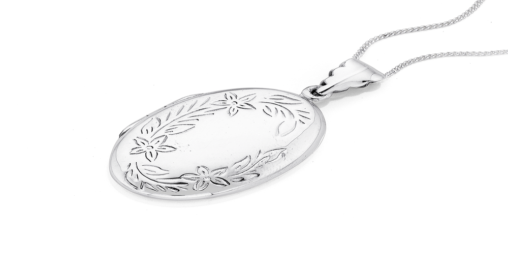 Nadia Engraved Silver Locket – Glen & Effie